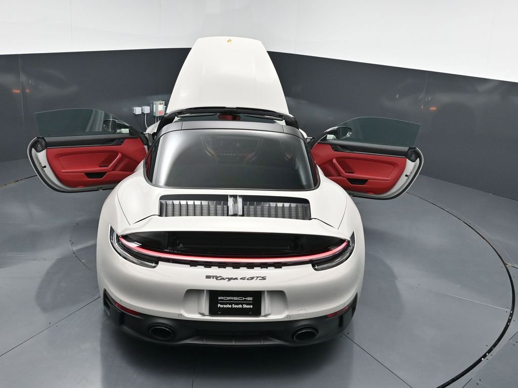 Certified 2024 Porsche 911 Targa 4 GTS AWD/4WD image 29