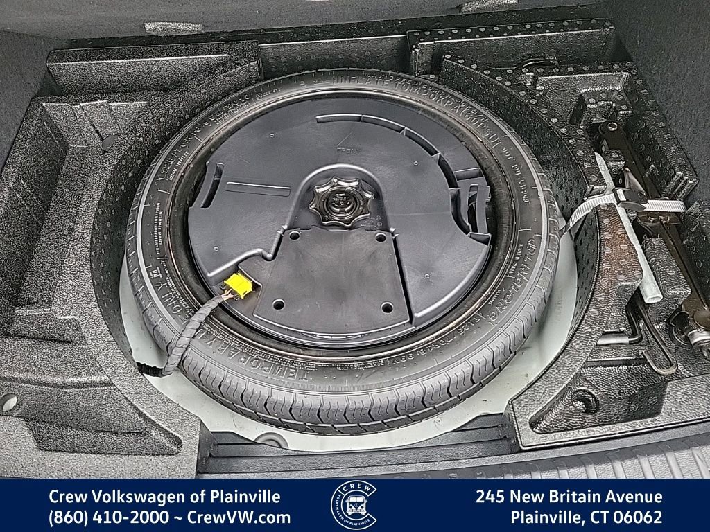 Certified 2022 Volkswagen Taos SEL image 53