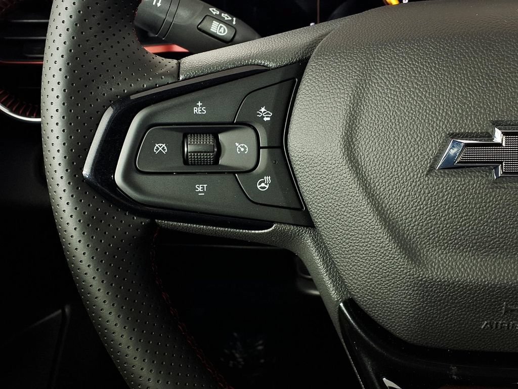 New 2026 Chevrolet Trax RS w/ Driver Confidence Package FWD image 18