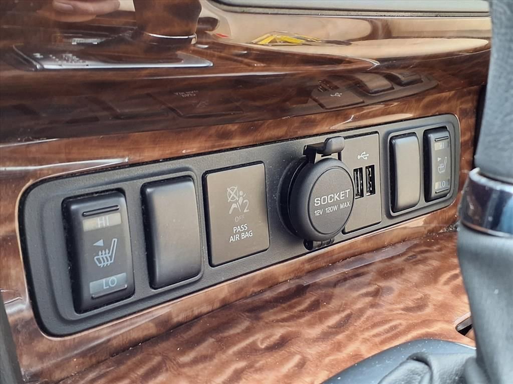 Used 2019 Nissan Armada SL w/ Premium Package image 25