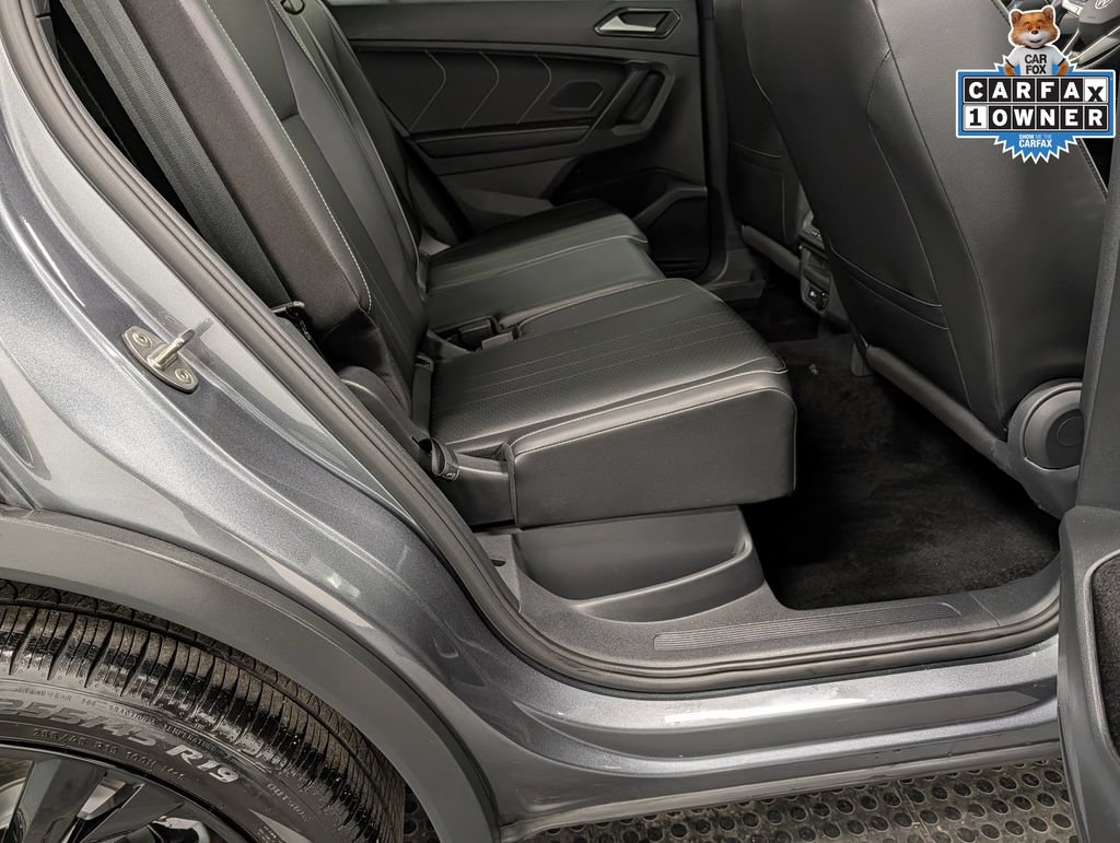 Used 2023 Volkswagen Tiguan SE R-Line AWD/4WD image 31