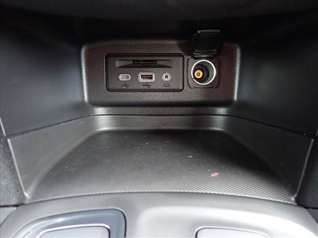 Used 2023 Chevrolet Equinox RS AWD/4WD image 23