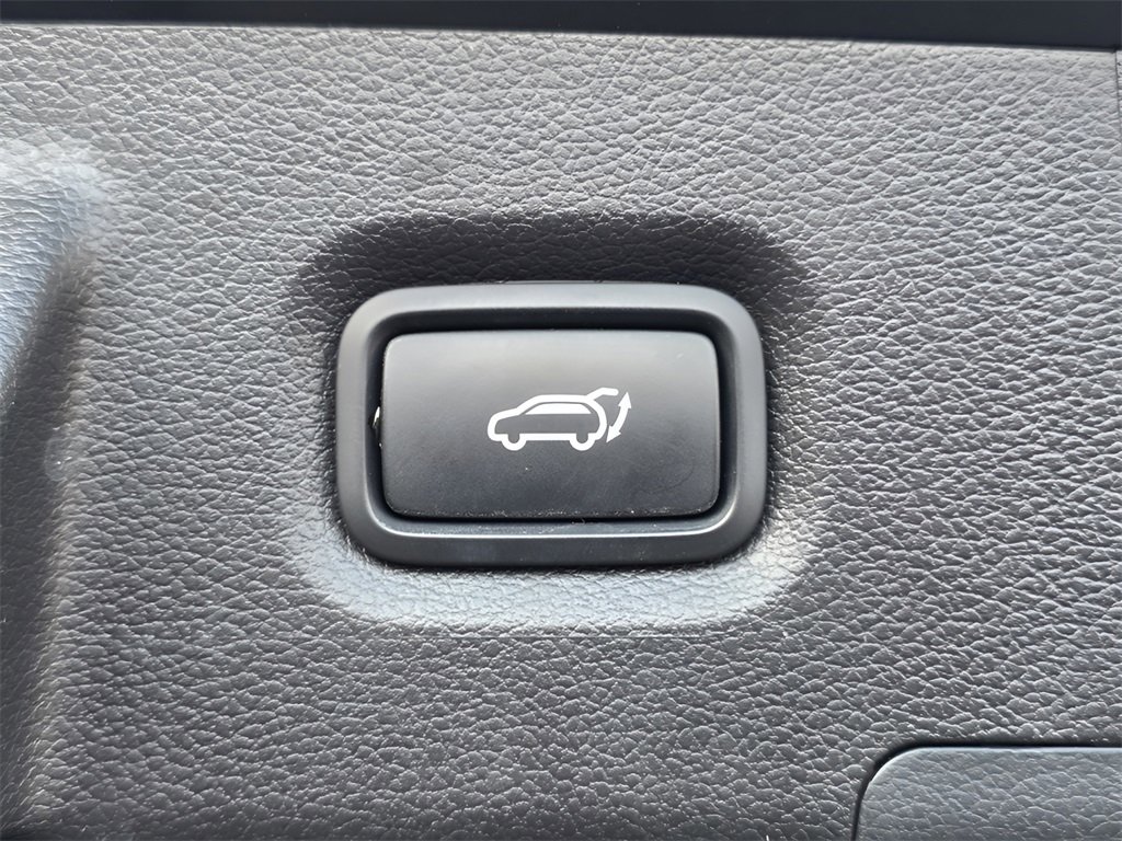 Used 2023 Hyundai Santa Fe SEL w/ Premium Package image 15
