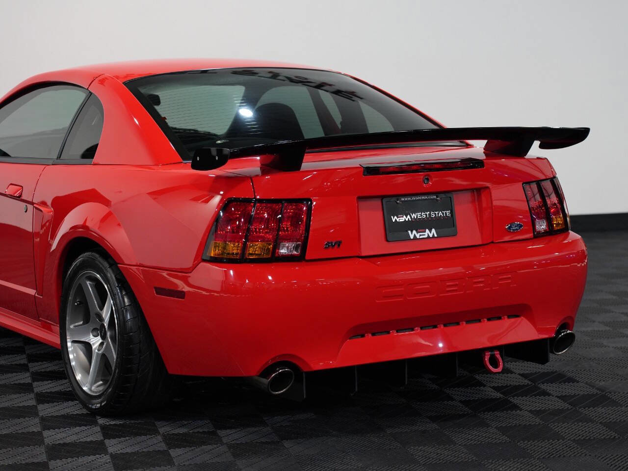 Used 2001 Ford Mustang Cobra image 17