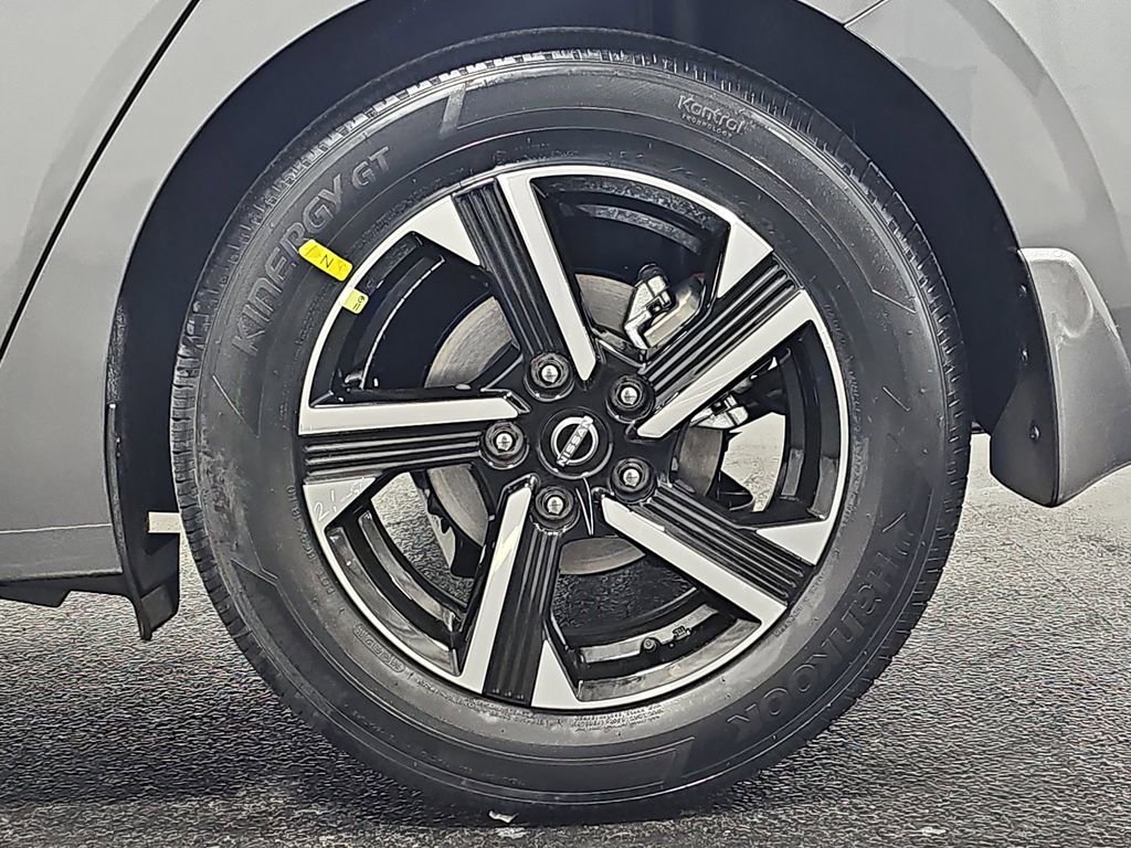 New 2025 Nissan Sentra SV w/ All-Weather Package image 32