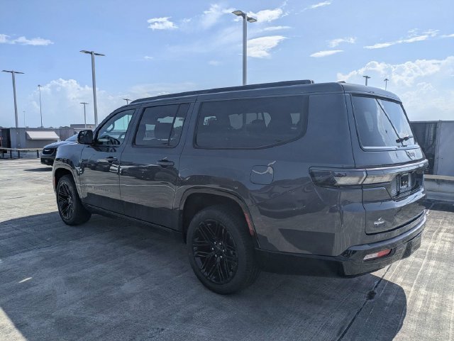 New 2026 Jeep Grand Wagoneer L Limited AWD/4WD image 6