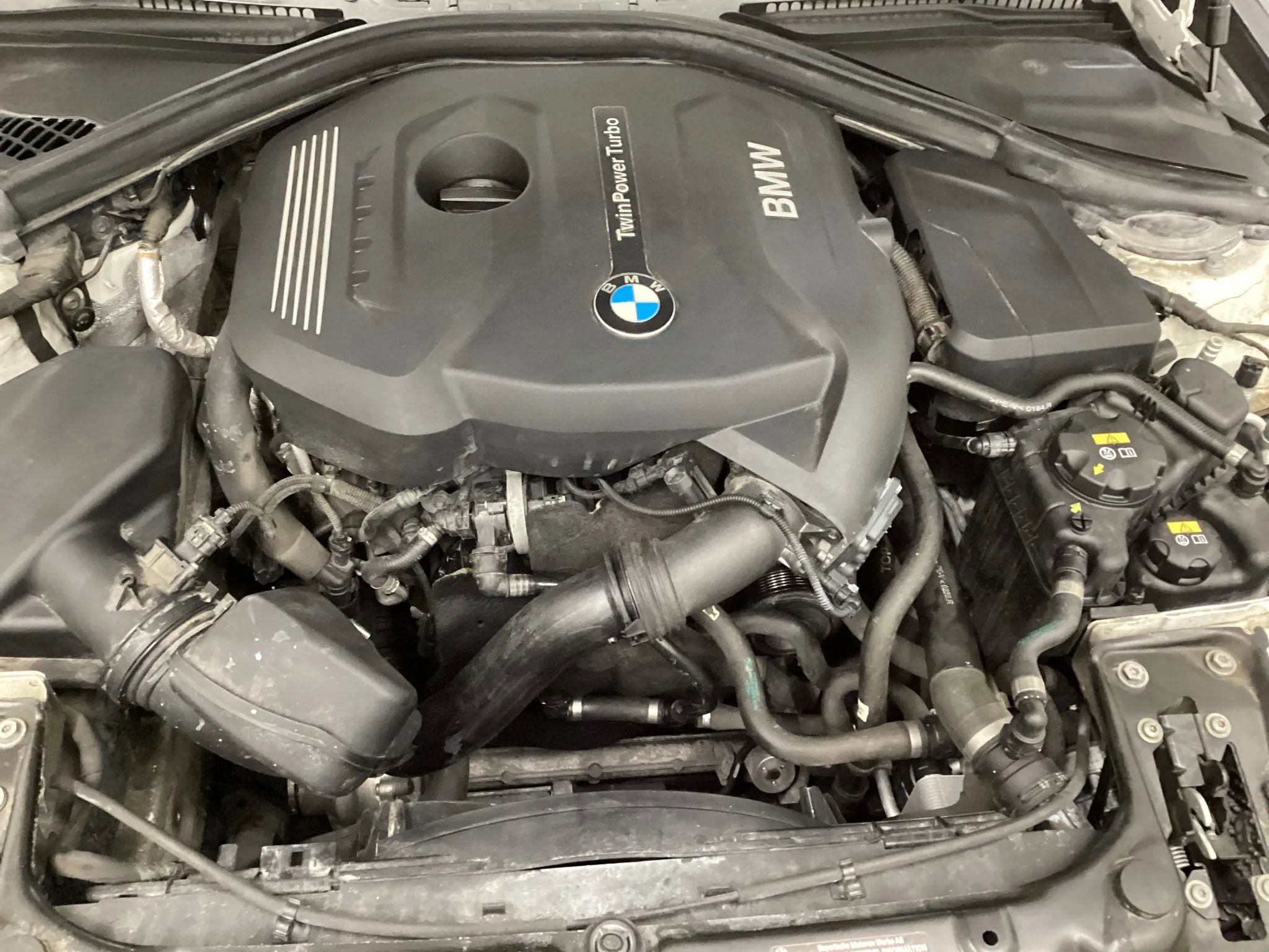 Used 2017 BMW 330i xDrive Sedan image 14