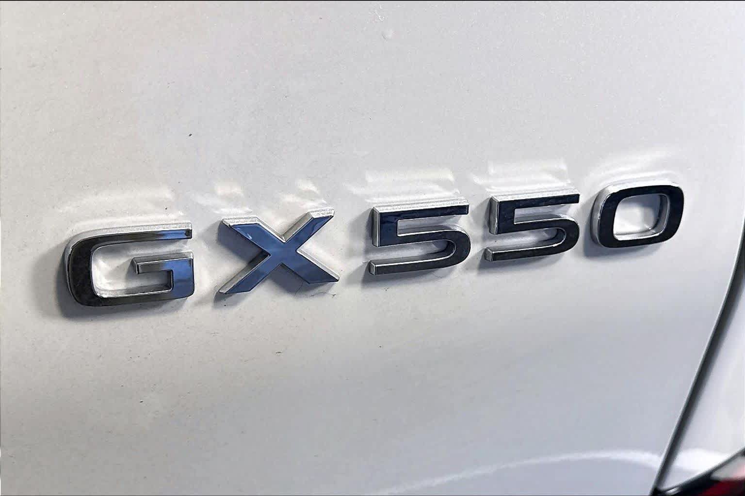 Used 2024 Lexus GX 550 AWD/4WD image 10