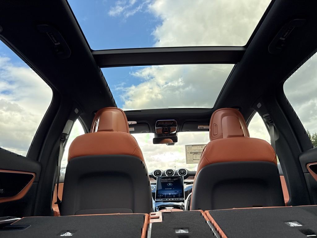 Certified 2026 Mercedes-Benz GLC 300 4MATIC image 32