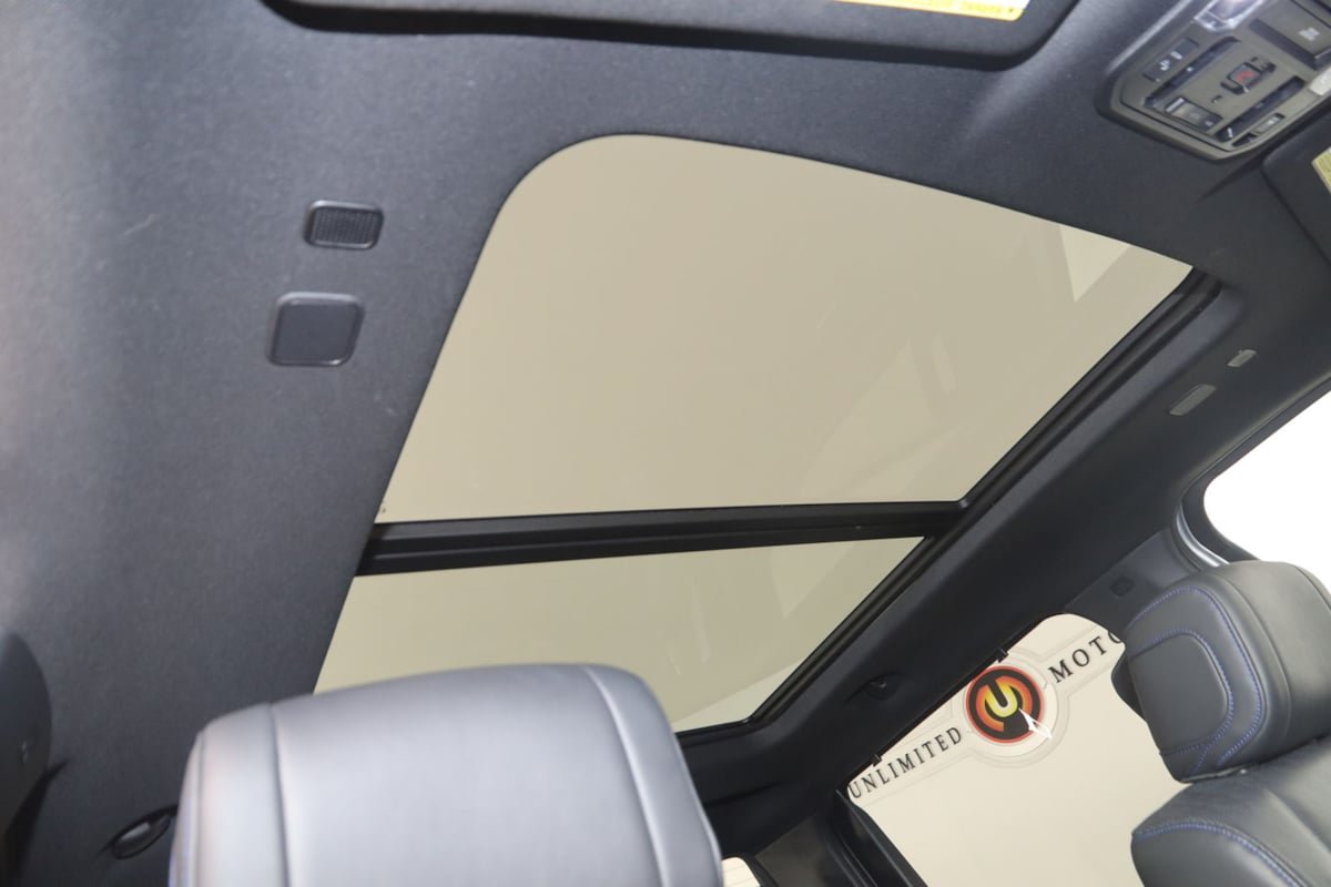 Used 2023 Toyota Tundra Platinum AWD/4WD image 11