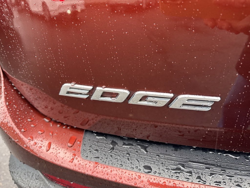 Used 2015 Ford Edge SEL w/ Equipment Group 201A image 10