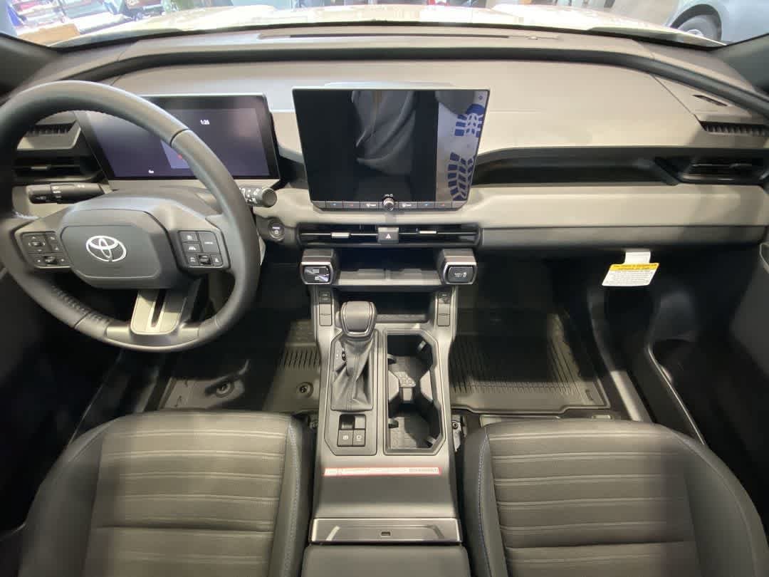 New 2026 Toyota RAV4 SE w/ Convenience Package FWD image 23