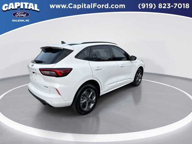 Certified 2023 Ford Escape ST-Line w/ Tech Pack #1 image 8