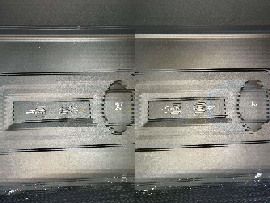 Used 2022 Volkswagen Atlas SEL AWD/4WD image 29