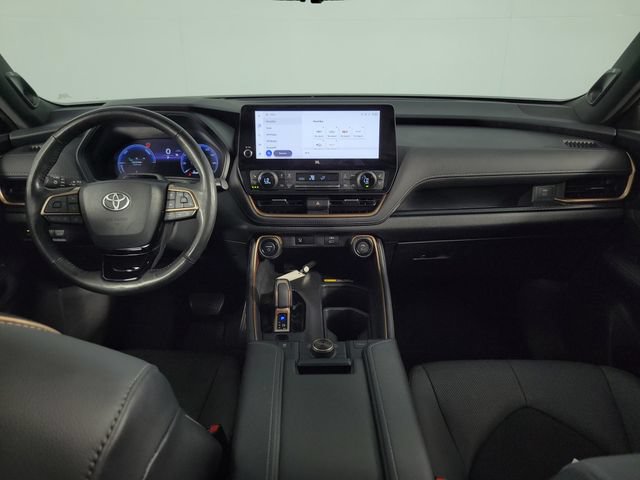 Used 2024 Toyota Grand Highlander AWD Hybrid image 28