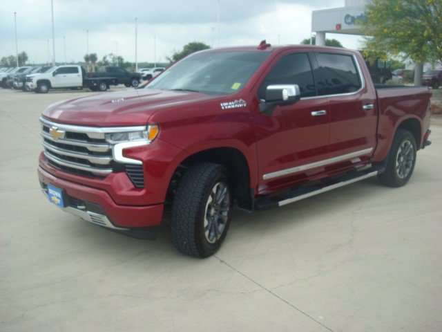 Certified 2026 Chevrolet Silverado 1500 High Country w/ Technology Package AWD/4WD image 3