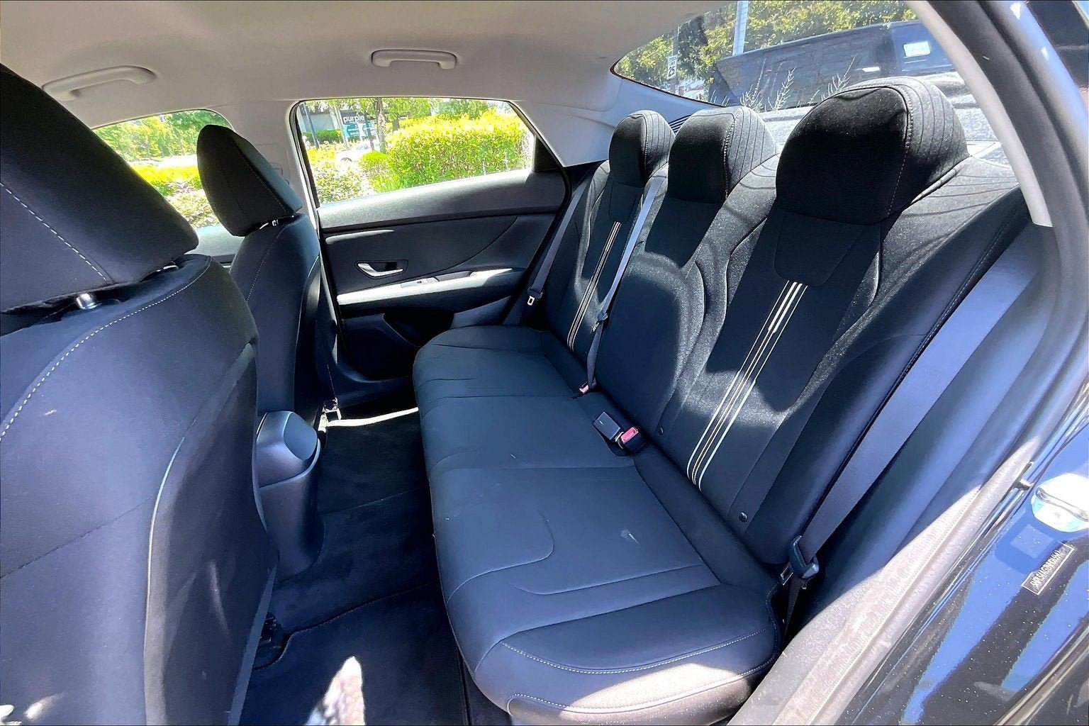 Used 2022 Hyundai Elantra SEL w/ Convenience Package FWD image 23
