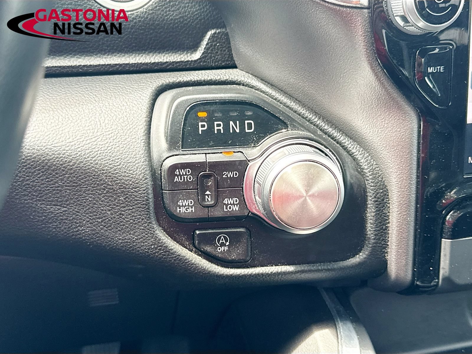 Used 2023 RAM 1500 Laramie AWD/4WD image 22