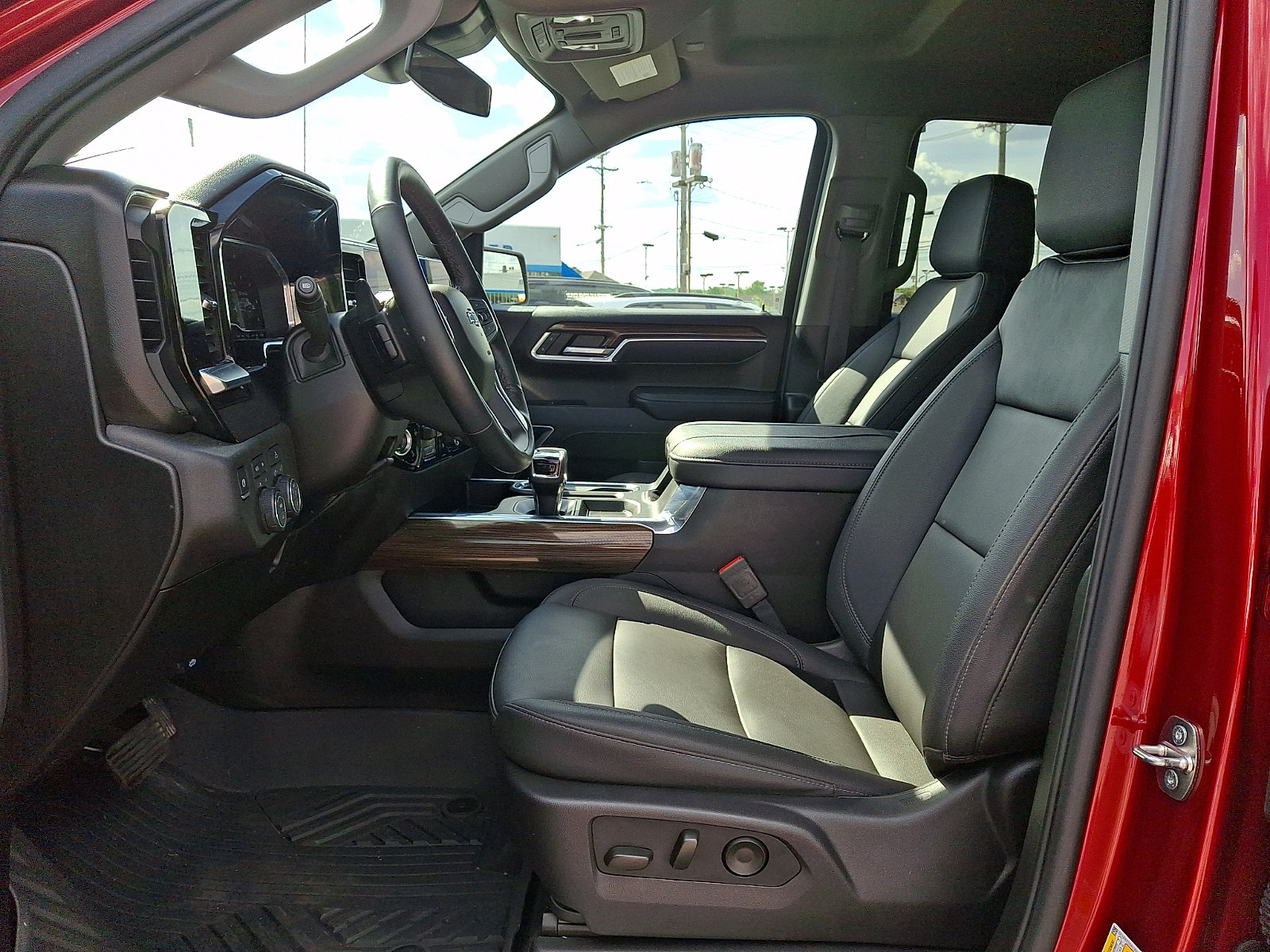 Used 2024 Chevrolet Silverado 1500 RST w/ Convenience Package II AWD/4WD image 13