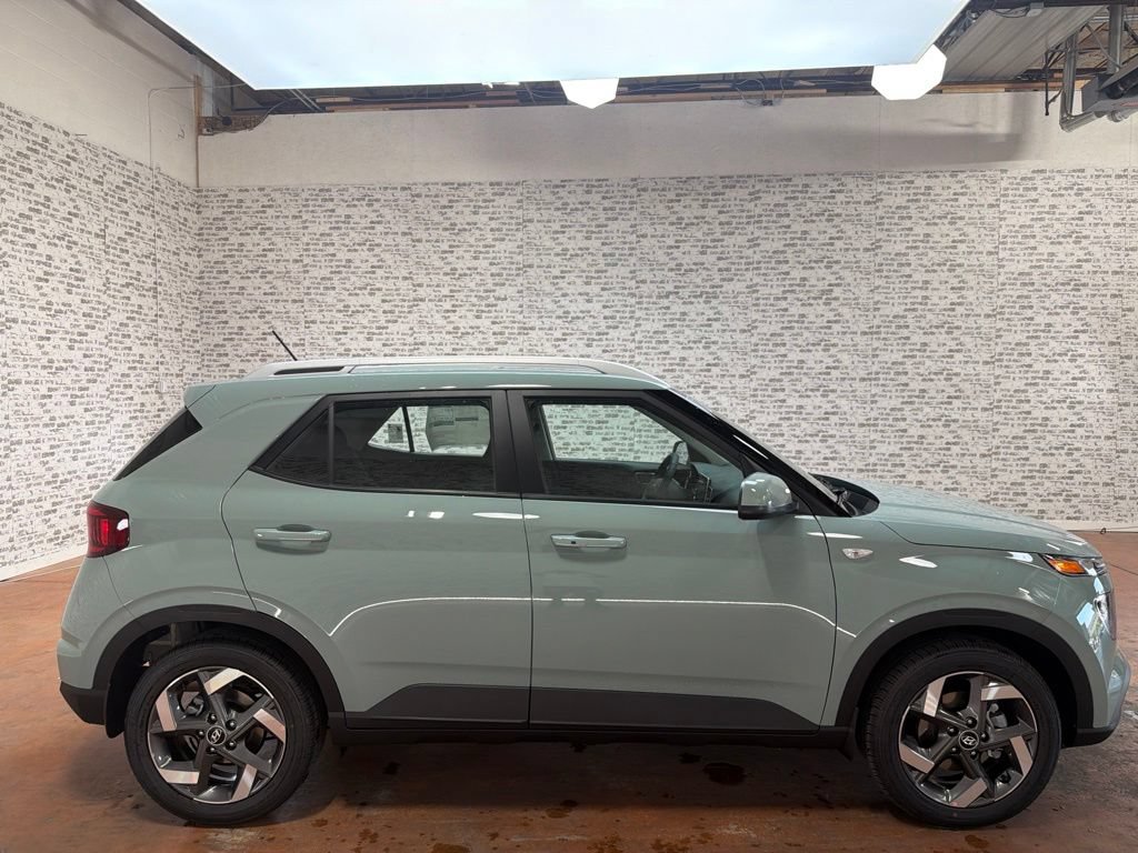 New 2026 Hyundai Venue SEL FWD image 8