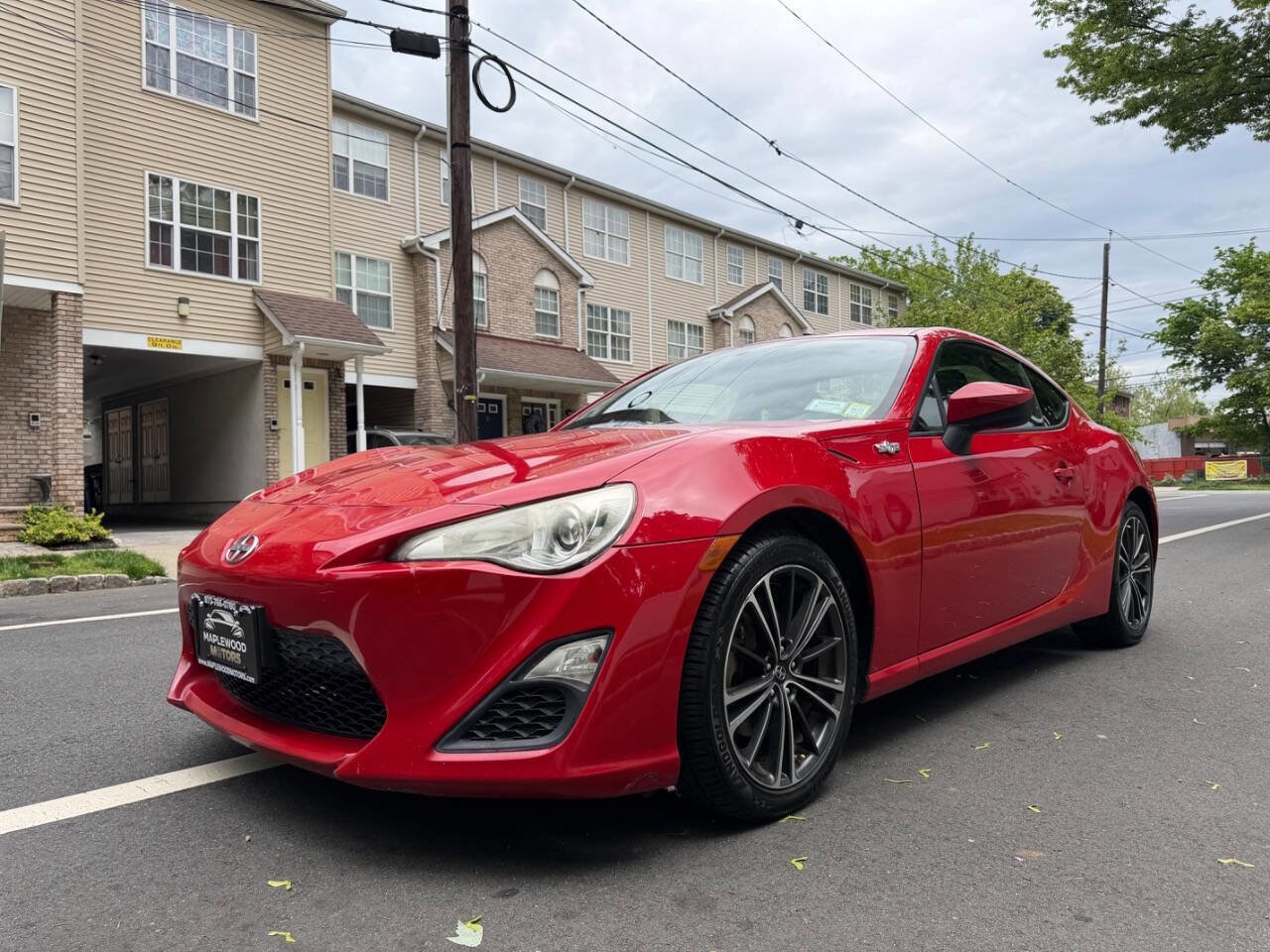Used 2013 Scion FR-S RWD image 2