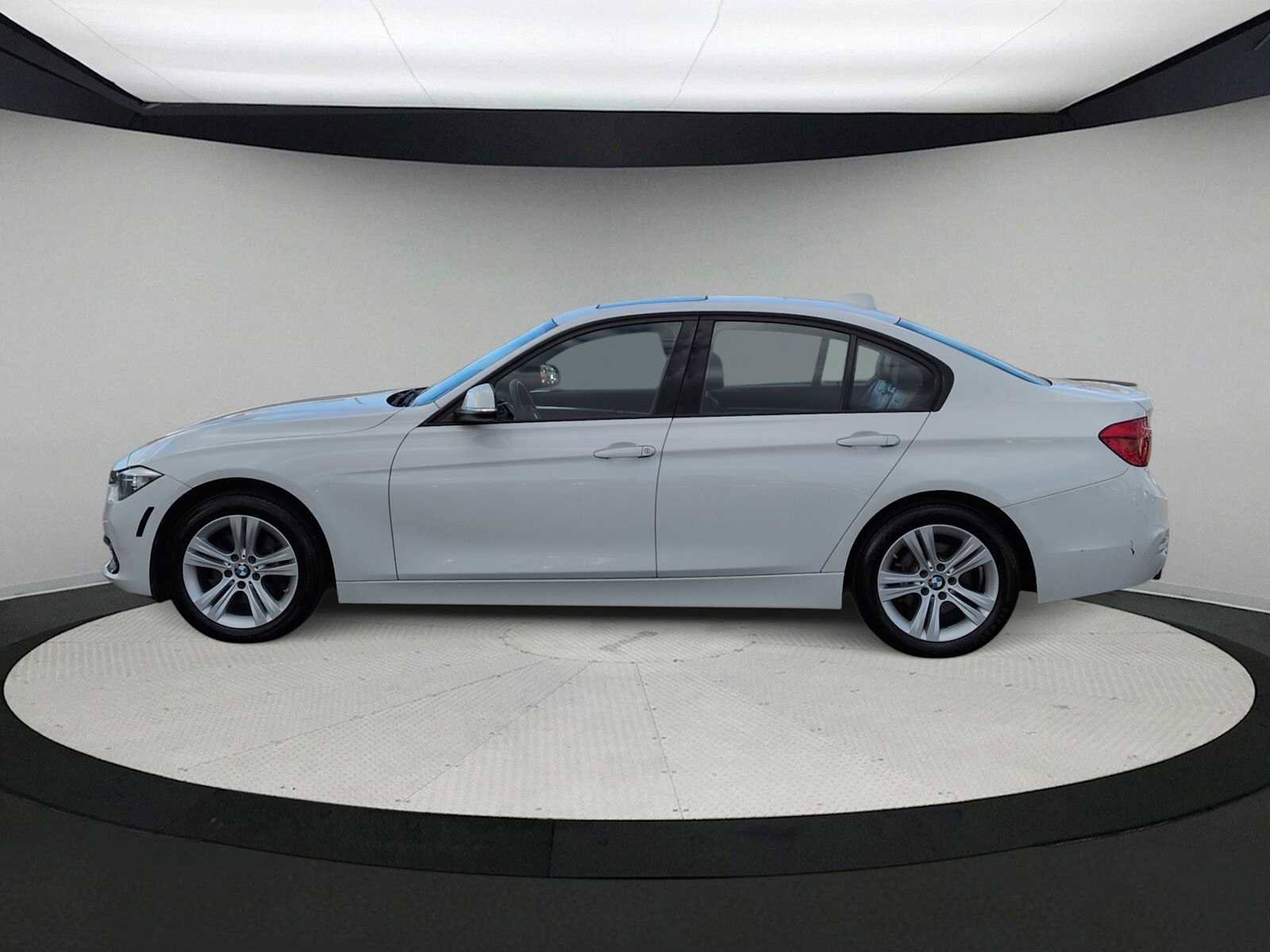 Used 2016 BMW 328i xDrive Sedan image 5