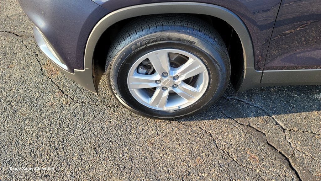 Used 2019 Chevrolet Trax LS FWD image 6