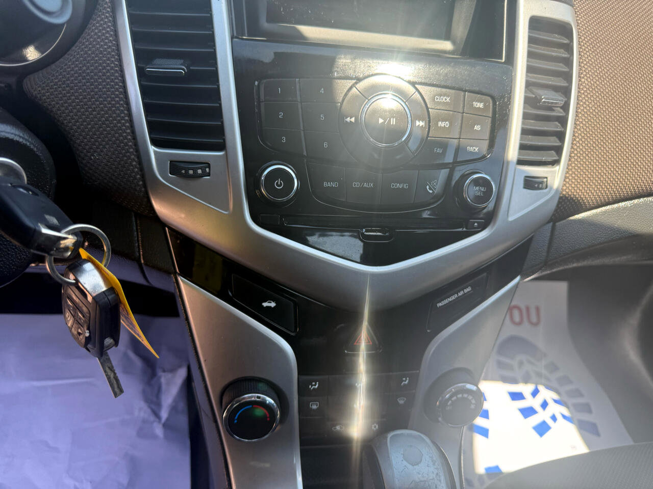 Used 2015 Chevrolet Cruze LT image 28