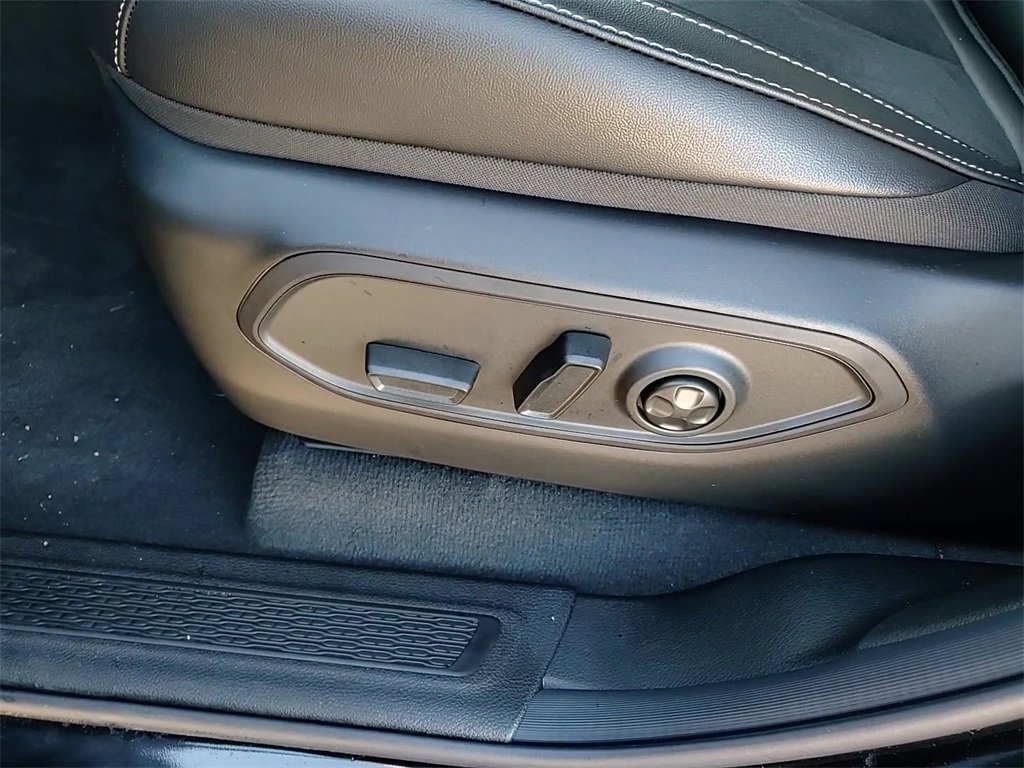 New 2026 Jeep Grand Cherokee Altitude image 11