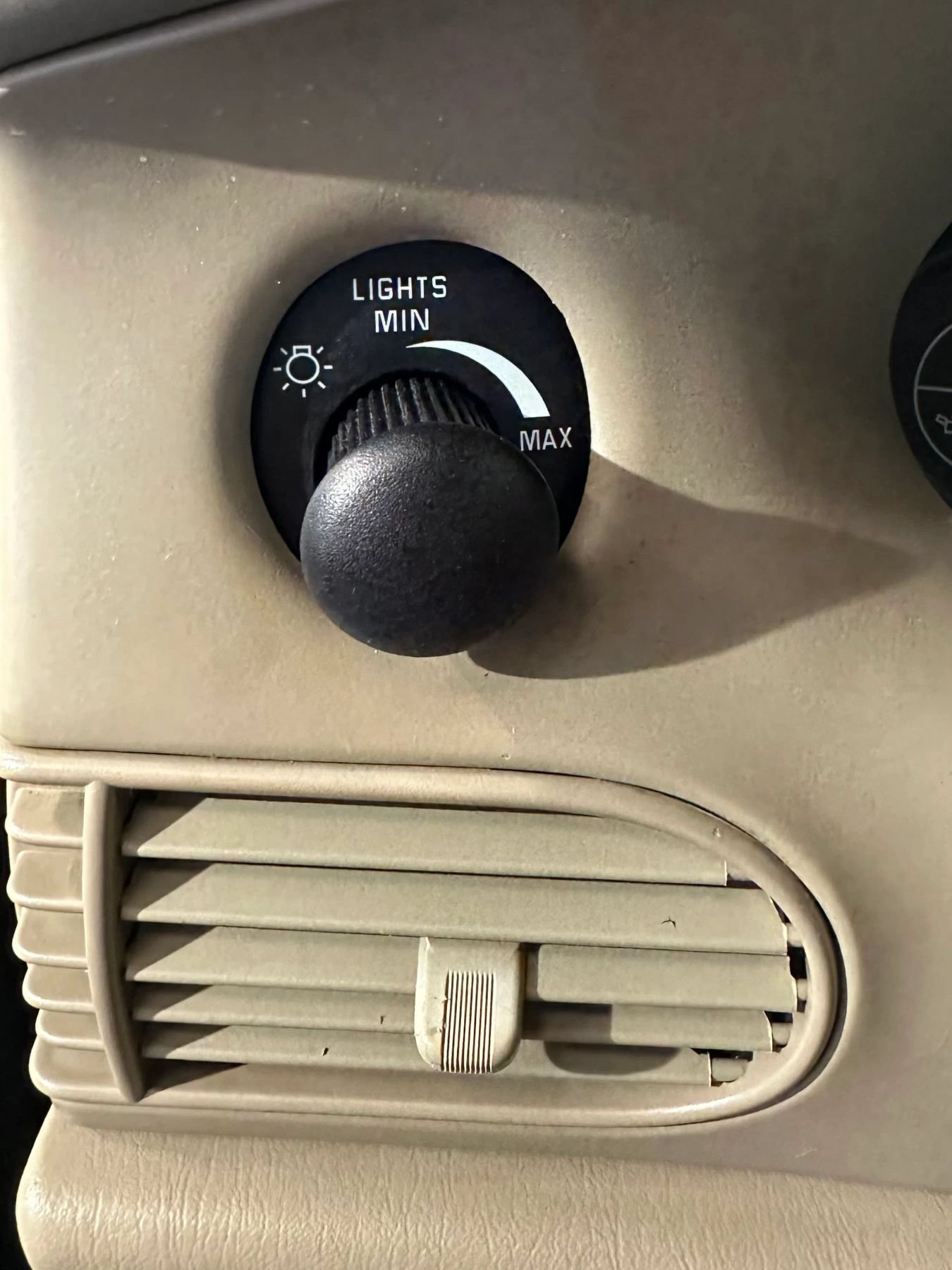 Used 2004 Buick Century Custom FWD image 15
