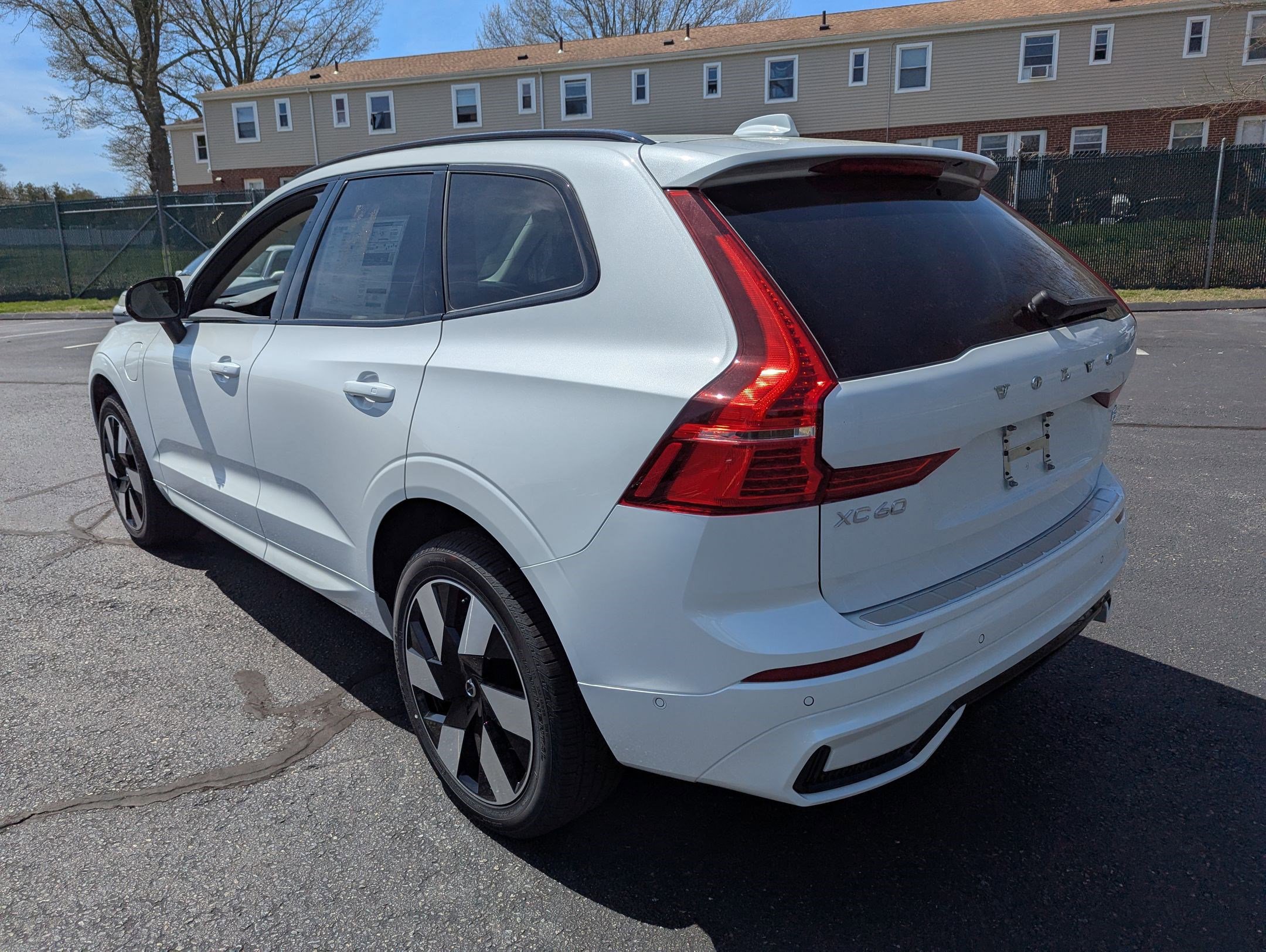 New 2025 Volvo XC60 T8 Plus w/ Protection Package Premier image 5