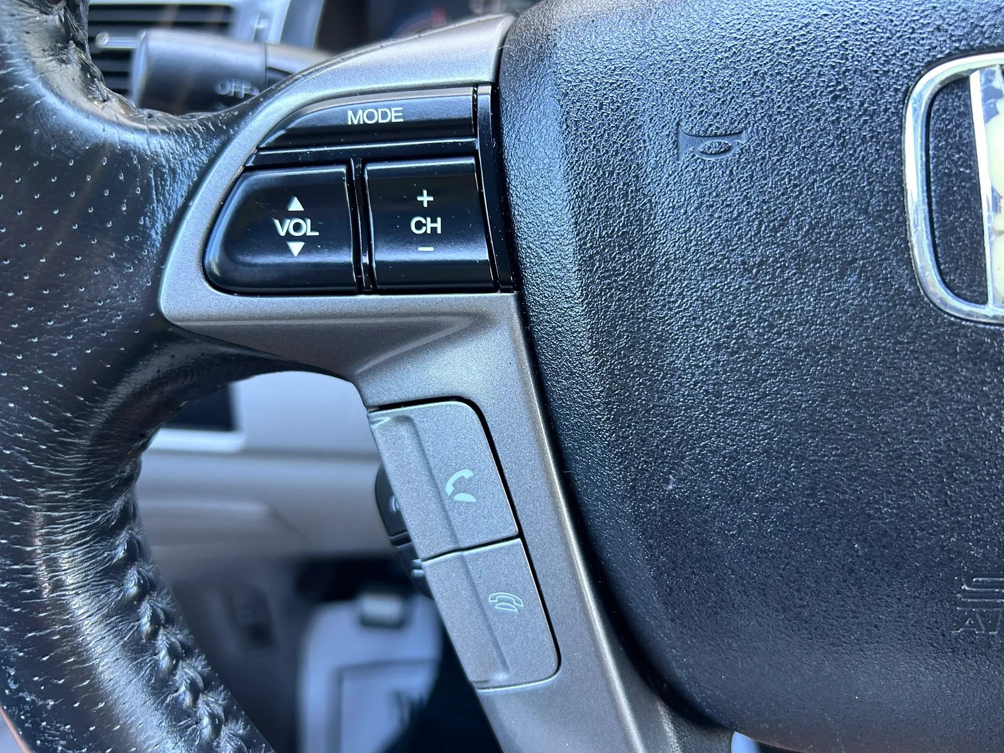 Used 2012 Honda Odyssey EX-L image 46