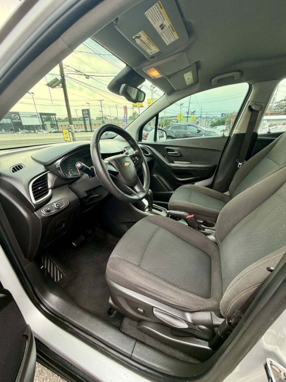 Used 2018 Chevrolet Trax LS FWD image 14