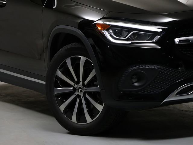 Certified 2023 Mercedes-Benz GLA 250 4MATIC image 3
