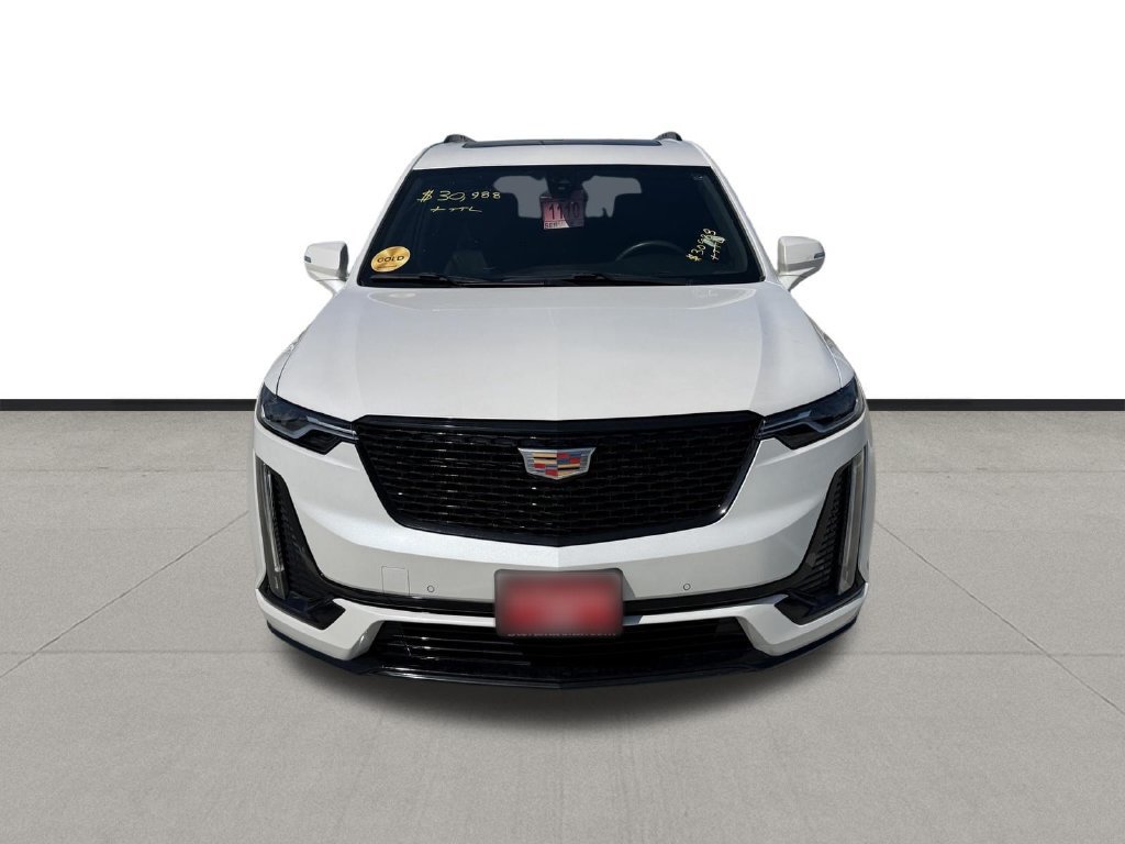 Used 2024 Cadillac XT6 Luxury FWD image 2