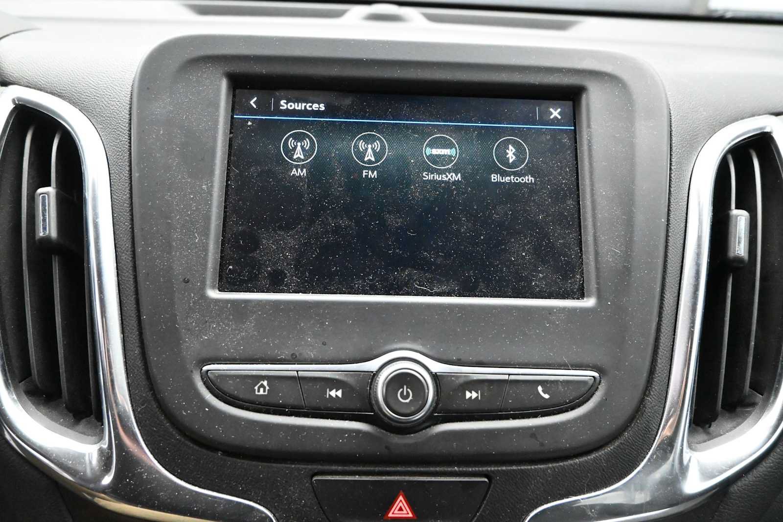 Used 2019 Chevrolet Equinox LT FWD image 18