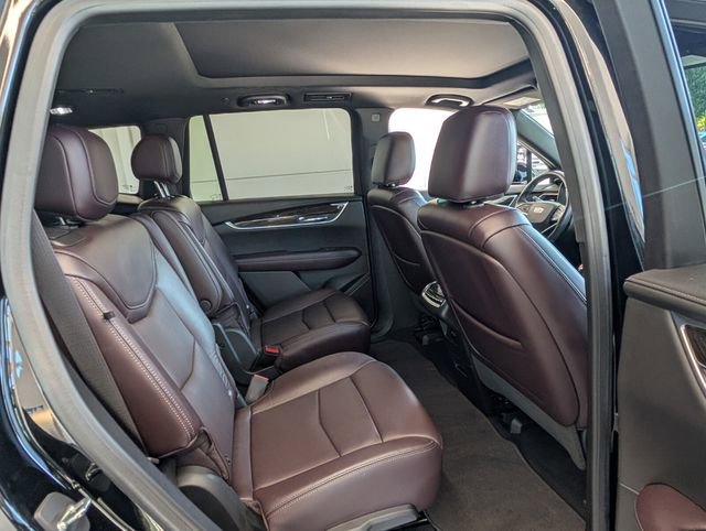 Used 2020 Cadillac XT6 Premium Luxury image 15