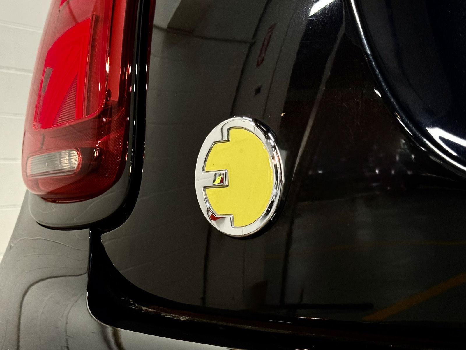 Used 2024 MINI Cooper SE FWD image 7