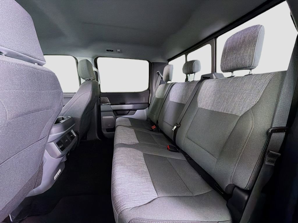 New 2026 Ford F250 XLT w/ XLT Premium Package image 23