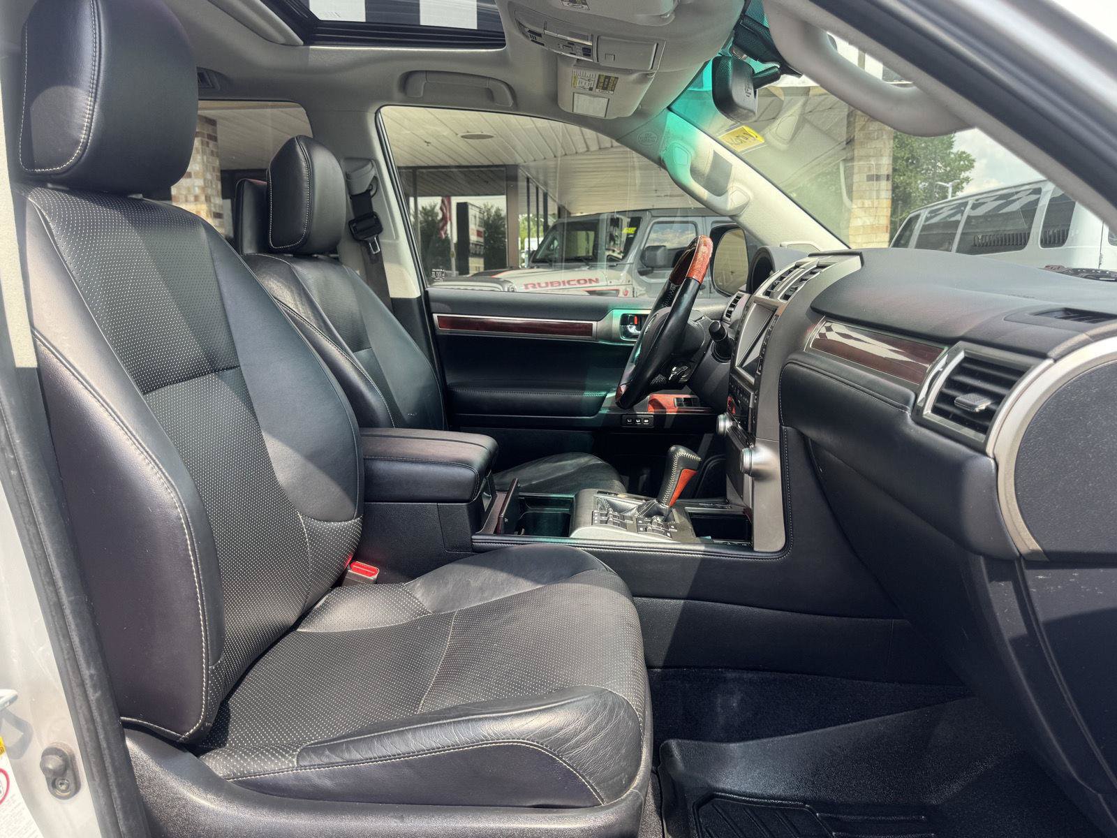Used 2012 Lexus GX 460 Premium AWD/4WD image 28