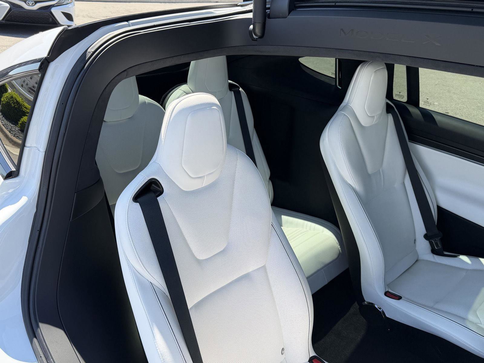 Used 2022 Tesla Model X Plaid image 54