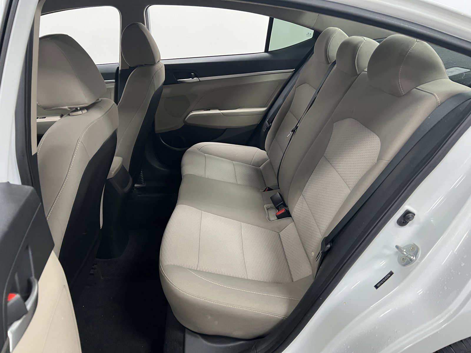 Used 2020 Hyundai Elantra SE image 11