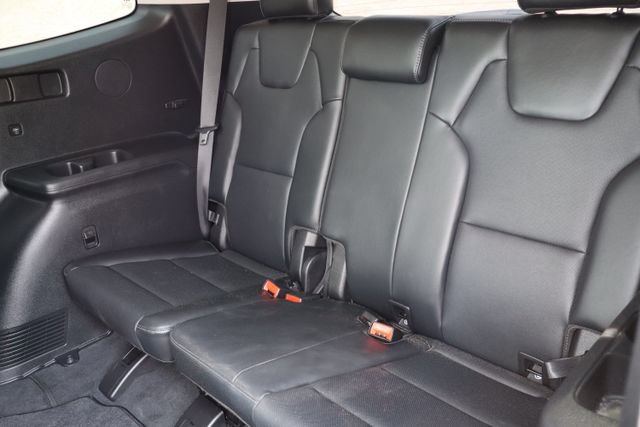 Used 2025 Kia Telluride S FWD image 7