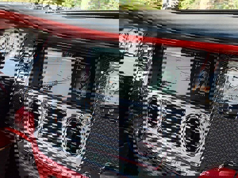 Used 2019 Rolls-Royce Dawn image 29