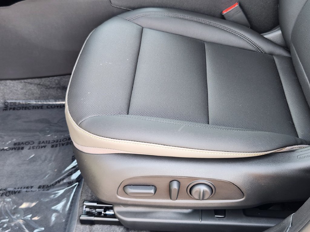 New 2026 Chevrolet Trax ACTIV FWD image 9