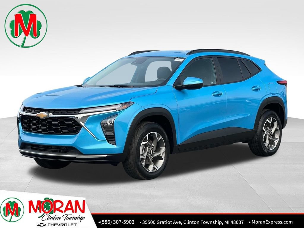 Certified 2025 Chevrolet Trax LT w/ Driver Confidence Package