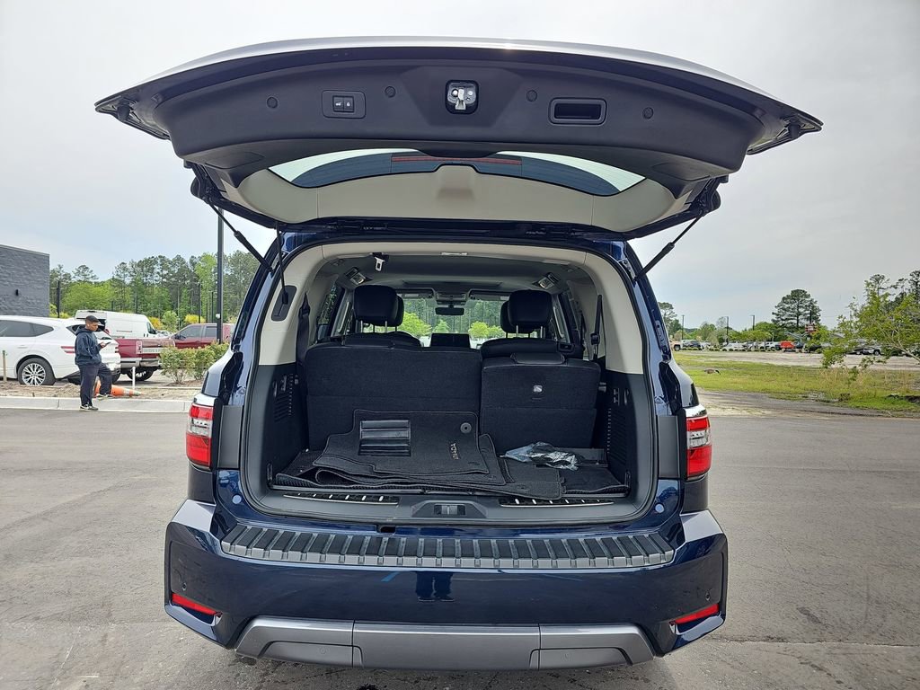 Used 2024 Nissan Armada Platinum w/ Captain's Chairs Package image 17