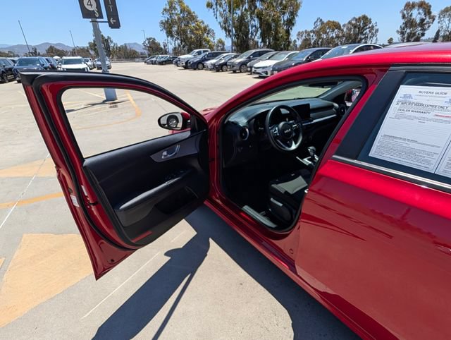 Used 2024 Kia Forte LXS FWD image 29