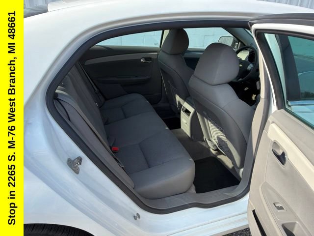 Used 2012 Chevrolet Malibu LS FWD image 28