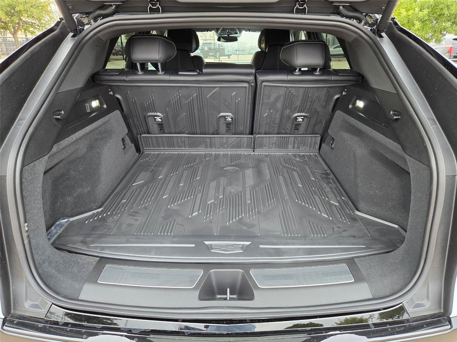 New 2026 Cadillac Lyriq Sport w/ LPO, Floor Liner Package AWD/4WD image 31